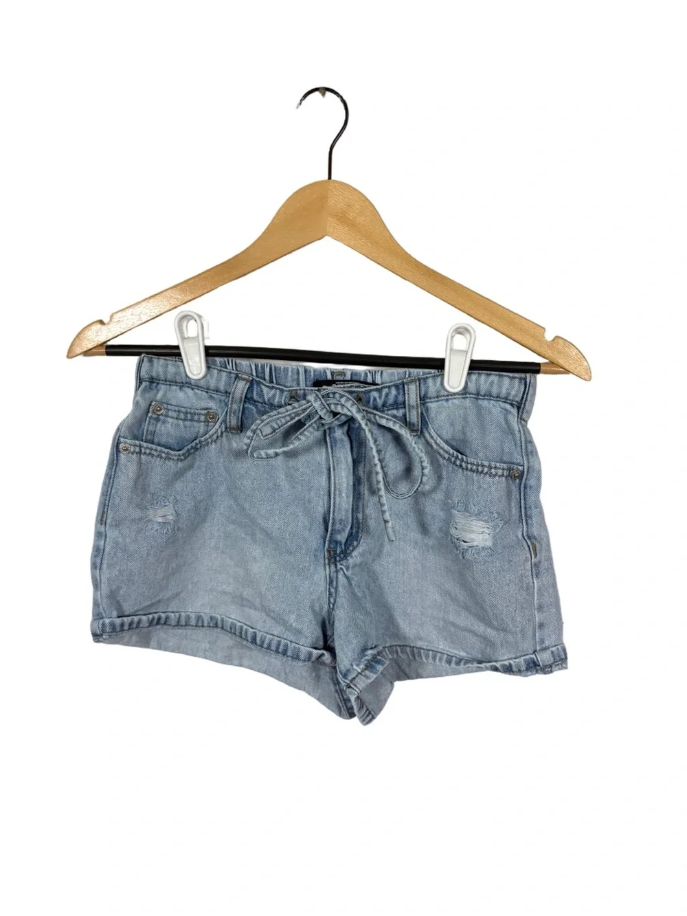 Rewash Womens 1/25 Light Wash Distressed Denim Shorts Tie Waist Cuffed